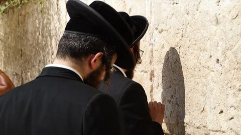 Western Wall Man Praying from Behind HD Stock Footage 128505293