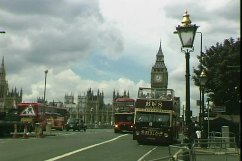 Westminster Bridge Traffic Stock-Footage 821069