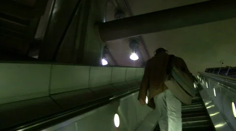Westminster escalator 스톡 동영상 271568