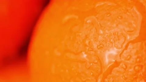 Wet pile of oranges in close up Stock Footage 152106047