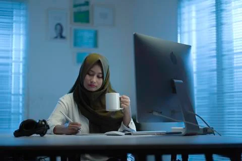 WFH NIGHT (3) - working on computer Stock Photos