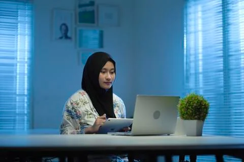 WFH NIGHT (66) - working on computer Stock Photos