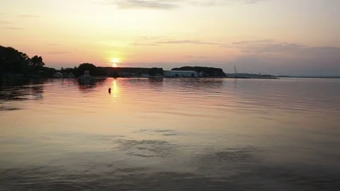Wharf of the big lake at sunset 스톡 동영상 78986554