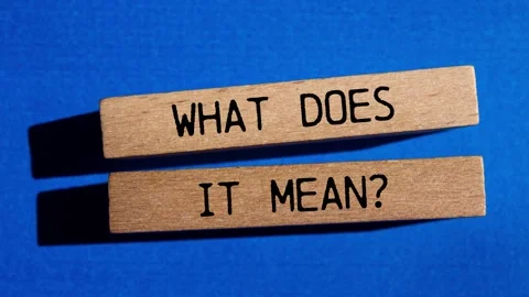 What does it mean question writing on wooden blocks on blue background Vidéo 285312302