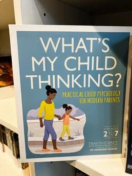 What's My Child Thinking? Practical Child Psychology for Modern Parents  Ta.. Foto stock