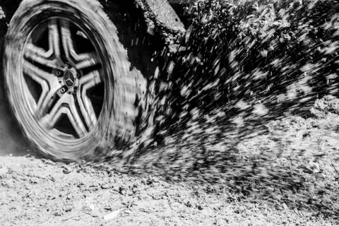 Wheel of a jeep in the mud Foto stock