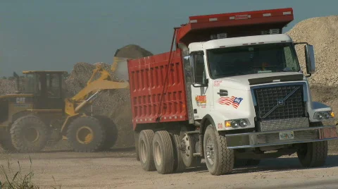 Wheel Loader Loading Dump Truck Heavy E Stock Video Pond