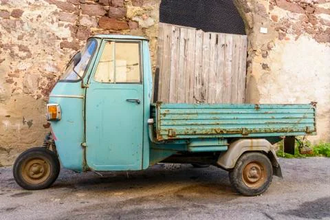 Wheeler with three wheels Foto stock