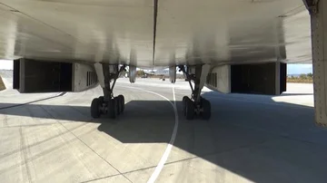 Wheels bomber during seaming Video stock 85828609