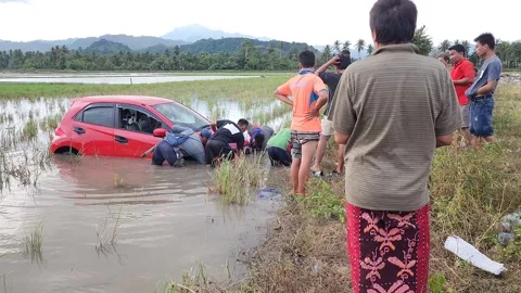 When the car is parked incorrectly - Asia Indonesia Stock Footage 244261300
