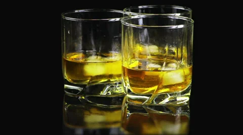 Whiskey revolves around (front) 스톡 동영상 39842388