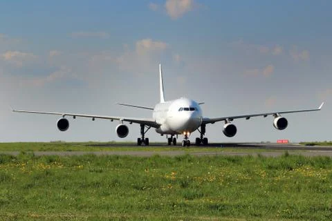 White aircraft 스톡 사진