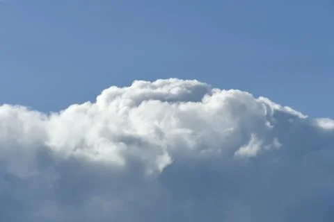 White and grey cloud in blue sky Foto stock