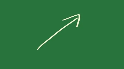 A white arrow on green background and screen with the number 7 it green screen Vídeo Stock 335131741