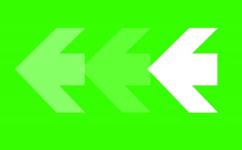 White arrow sign three step blink and faded on green screen Stock Footage 139808354