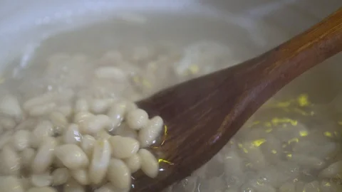 White Beans Are Boiled In A Pan Video stock 129419711