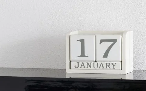 White block calendar present date 17 and month January Foto stock