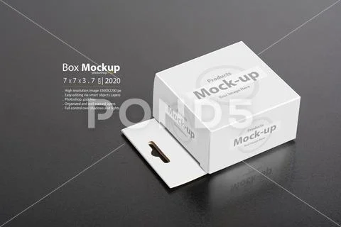 White box with hanger on dark ground mock-up series PSD 템플릿