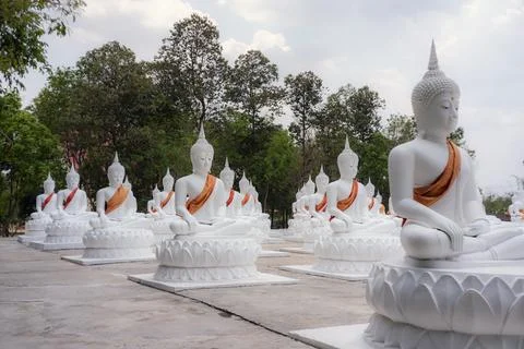 White buddha statue Stock Photos