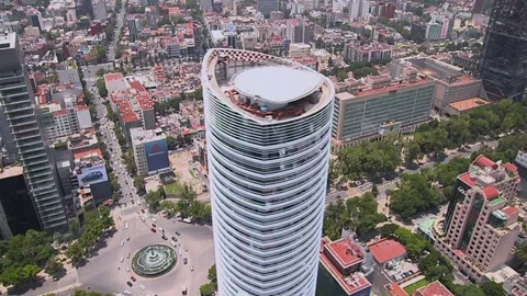 White building in Reforma Stock Footage 74720545