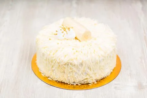 The white cake on the table Foto stock