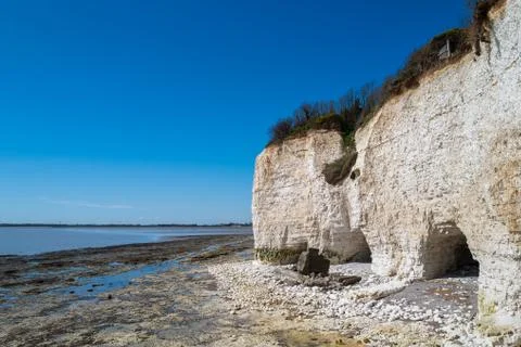 The white chalk cliffs for Ramsgate west looking towards Pegwell Bay Stock Photos