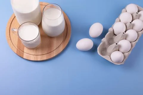 White chicken eggs Foto stock