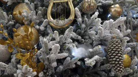 White Christmas tree with decorations in 4K. Video stock 121205336