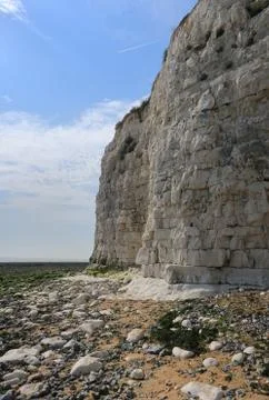 White cliffs overlooking the beach at Joss Bay Stock Photos