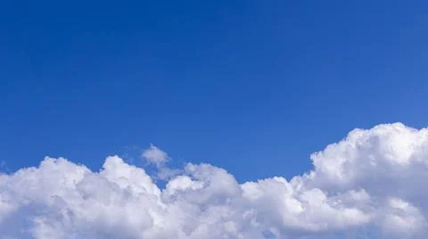White cloud with blue sky background. Foto stock
