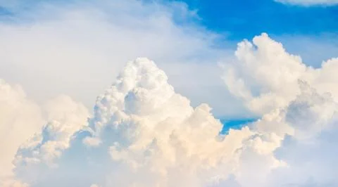 The white cloud on the blue sky Foto stock