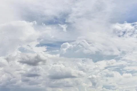 White cloud scattering over the sky forming the rain cloud 스톡 사진