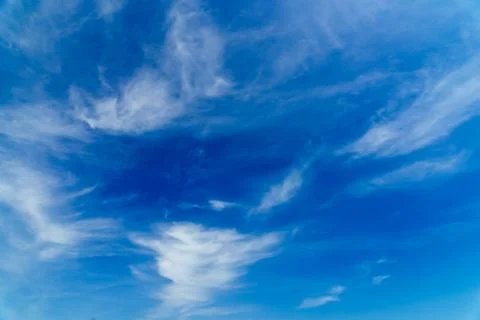 White Clouds On Blue Sky Foto stock