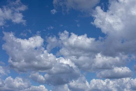 White clouds blue sky Stock-Fotos