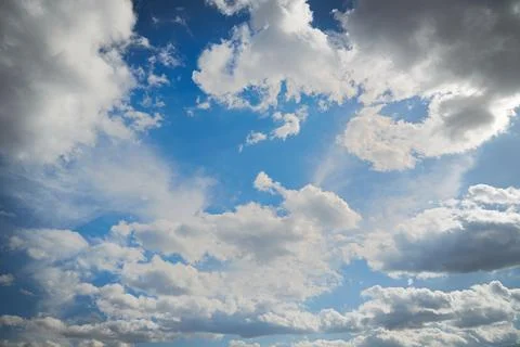 White clouds in the blue sky, sunlight on white clouds in the sky, sky landsc Foto stock