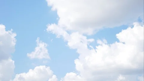 White clouds moving. 스톡 동영상 98483690