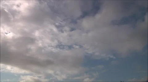 White Clouds timelapse. Vidéo 43199470