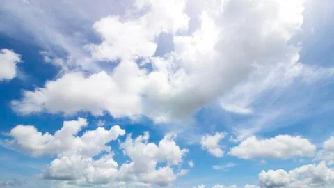 White cloudy sky daytime in summer Foto stock