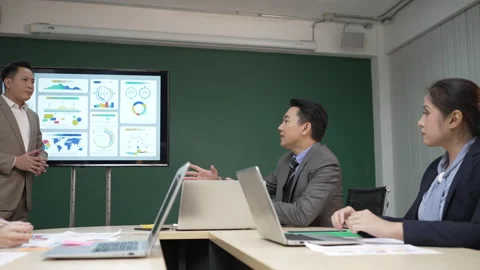 White collar worker working and meeting at office. 스톡 동영상 243693968