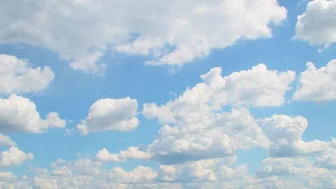 White cumulus clouds moving quietly 스톡 동영상 342596162