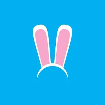 White easter bunny funky mask with rabbit ears isolated on blue background Illustrazione stock