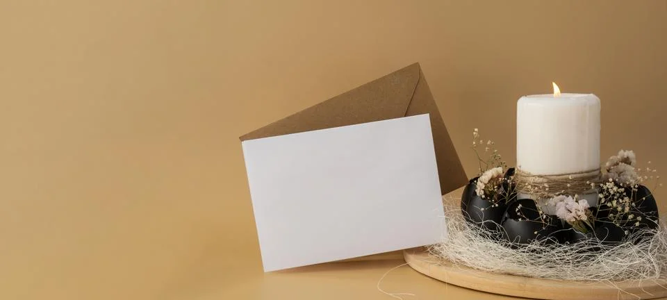 White empty paper note template mock up postcard copy space Easter holiday Stock Photos