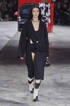  Off-White Fall Winter 2020 at Paris Fashion Week Off-White Fall Winter 20... 스톡 사진