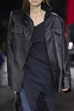 Off-White Fall Winter 2020 at Paris Fashion Week Off-White Fall Winter 20... 스톡 사진