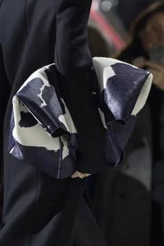  Off-White Fall Winter 2020 at Paris Fashion Week Off-White Fall Winter 20... Foto stock