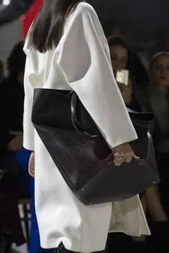  Off-White Fall Winter 2020 at Paris Fashion Week Off-White Fall Winter 20... 库存照片
