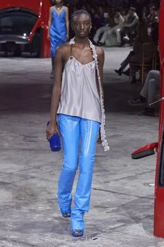  Off-White Fall Winter 2020 at Paris Fashion Week Off-White Fall Winter 20... Stock Photos