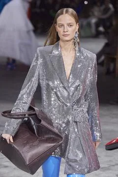  Off-White Fall Winter 2020 at Paris Fashion Week Off-White Fall Winter 20... Foto stock