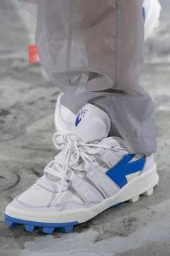  Off-White Fall Winter 2020 at Paris Fashion Week Off-White Fall Winter 20... Foto stock