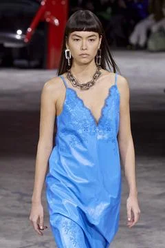  Off-White Fall Winter 2020 at Paris Fashion Week Off-White Fall Winter 20... Foto stock
